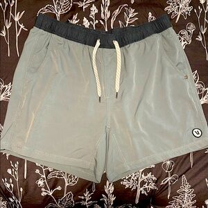 Vuori Men’s Kore Short- Size L